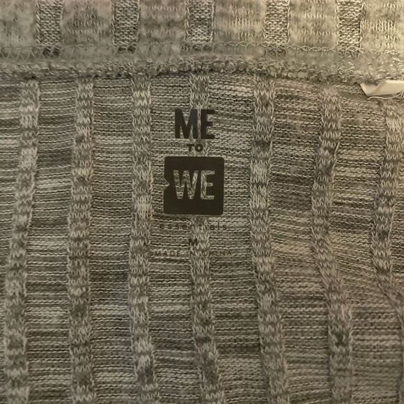 NWOT Me to We Ribbed Grey Crop Sweater - Picture 5 of 6